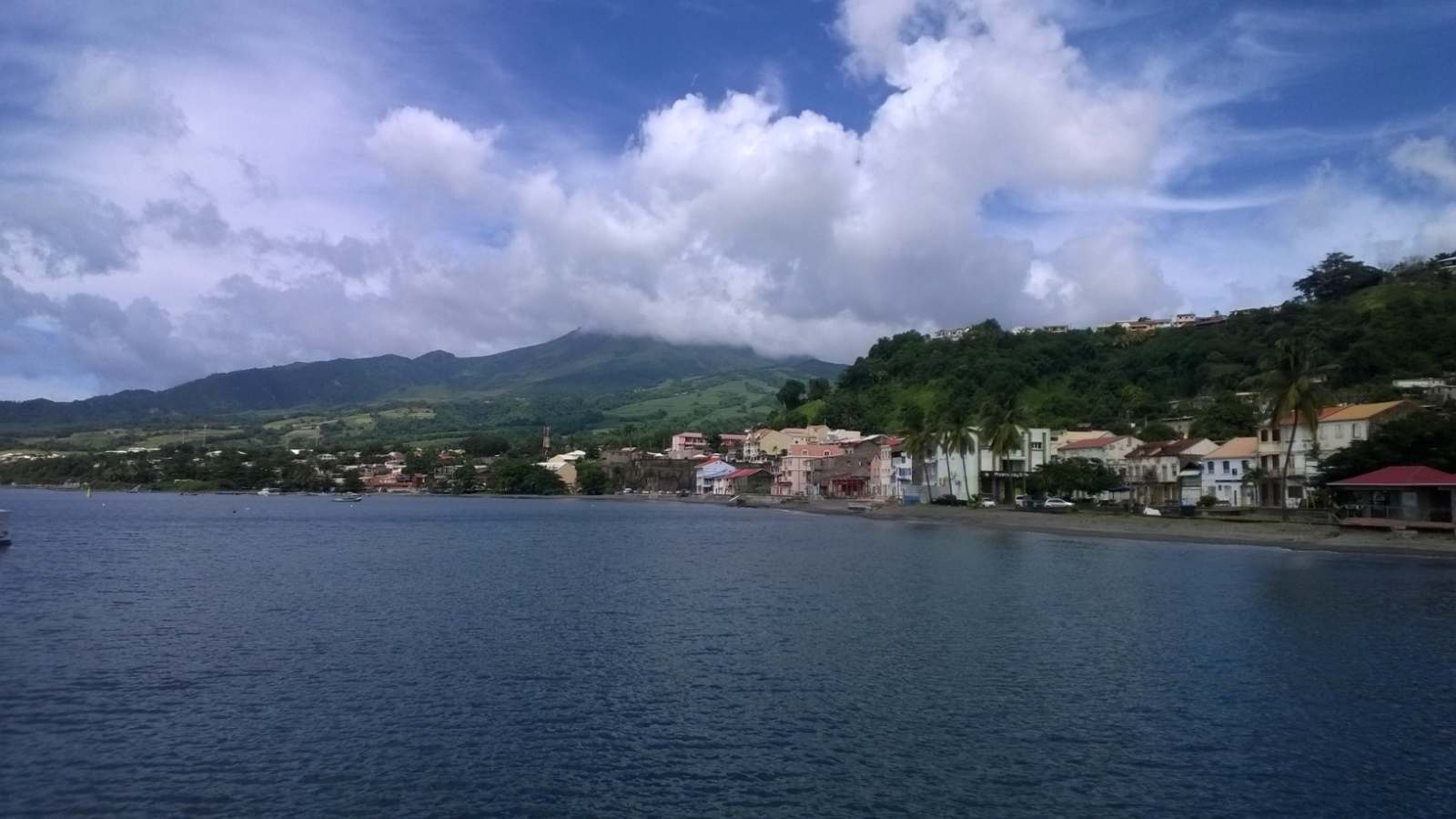 Martinica, un suggestivo mix di paesaggi caraibici e cultura francese 11/2015