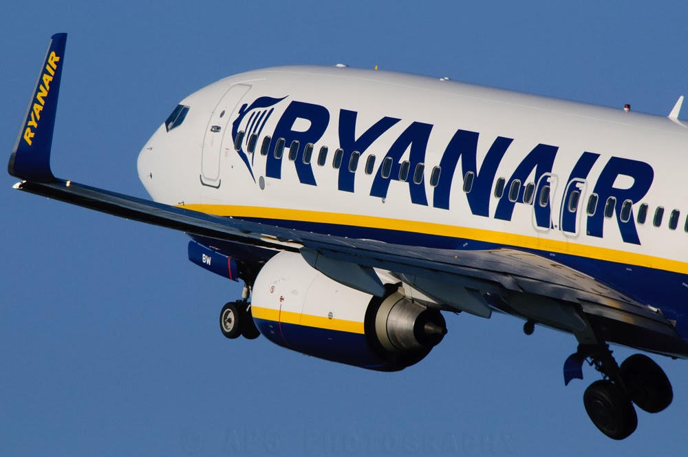 Ryanair è la prima compagnia aerea a trasportare oltre 100M di clienti internazionali in 1 anno