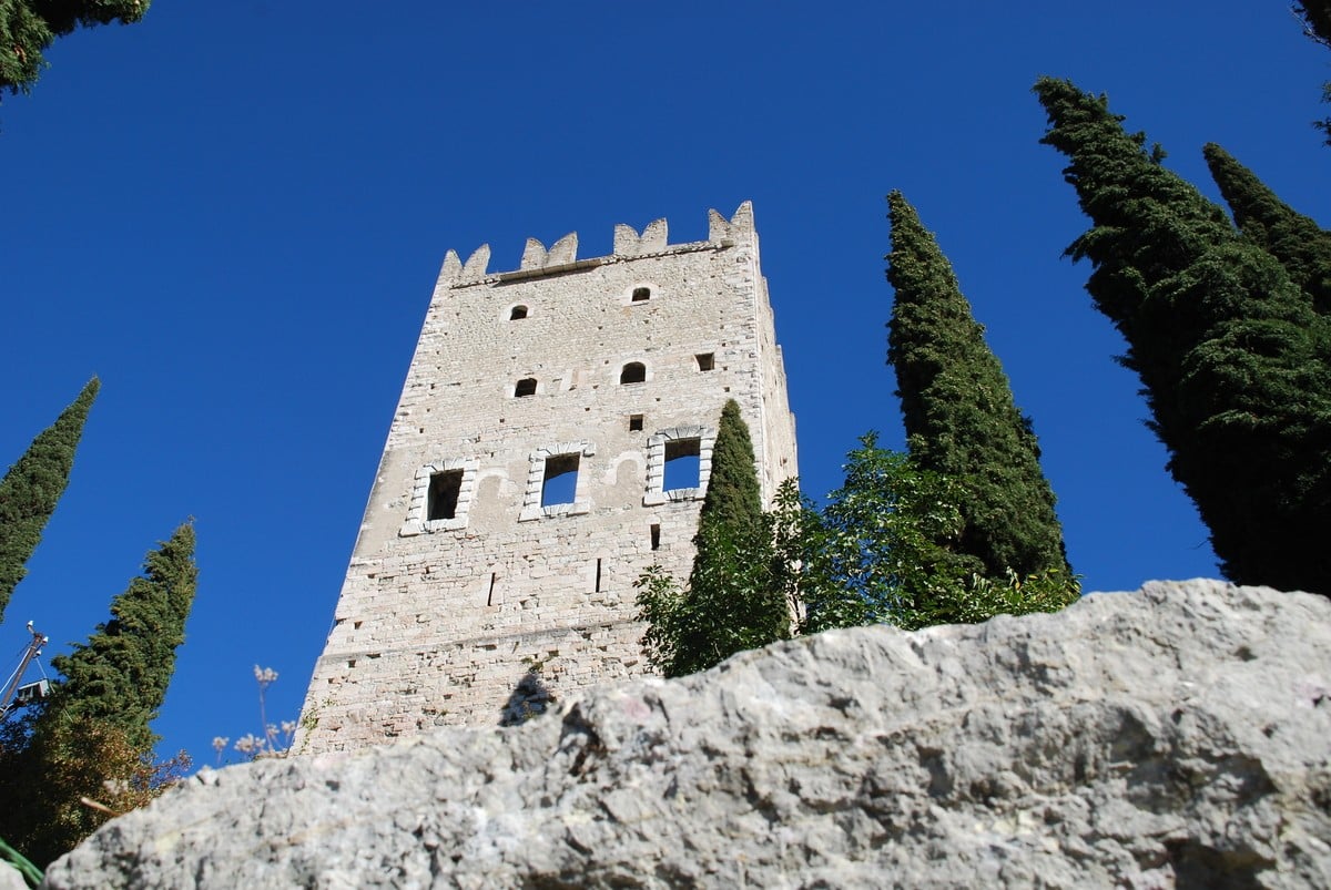 Arco un suggestivo borgo per una vacanza rigenerante