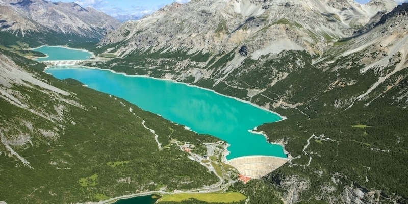 Laghi della Valtellina, per un'estate a contatto con l' incontaminata natura alpina