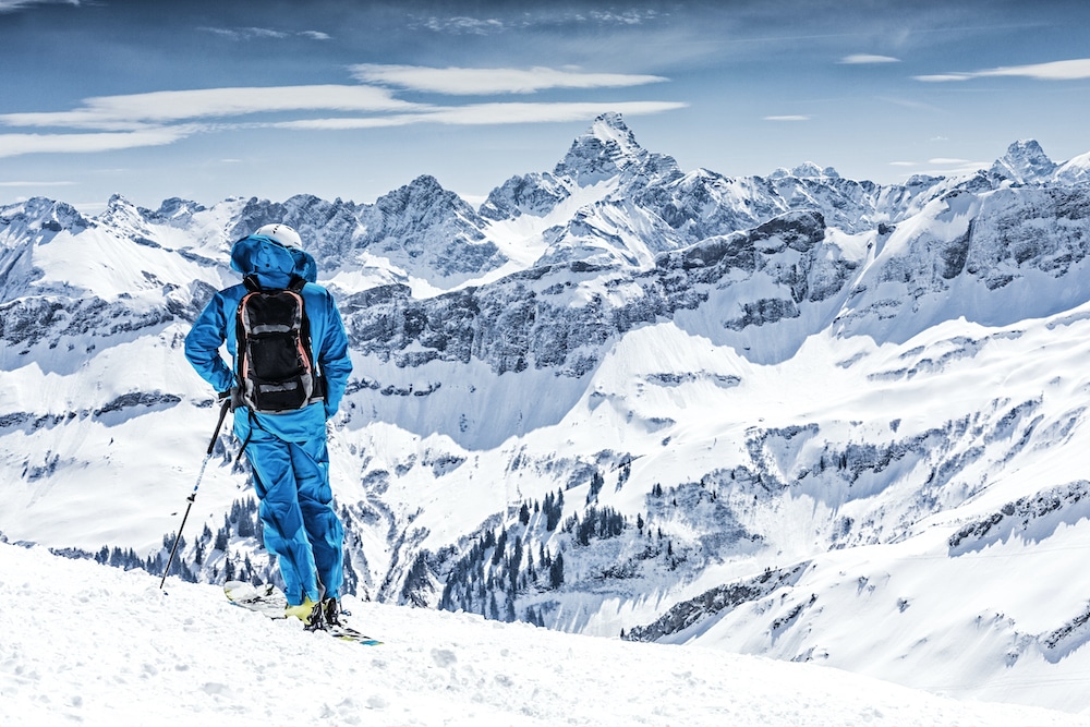 Dove andare a febbraio: 6 mete internazionali per gli amanti degli sci