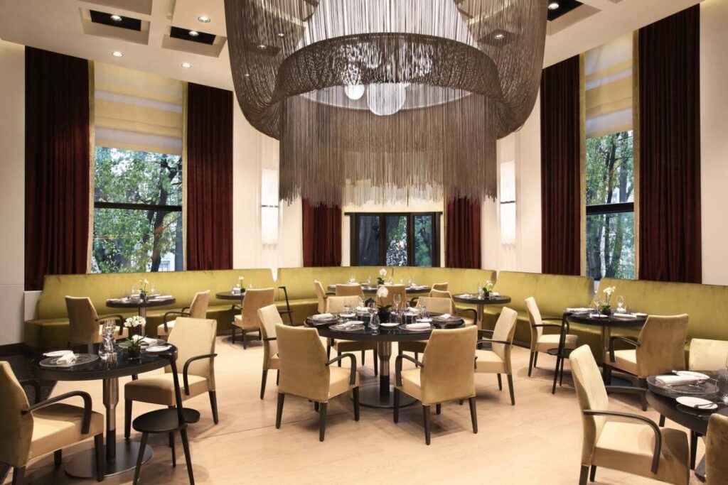 Excelsior Hotel Gallia, immergiti nel lusso nel cuore di Milano