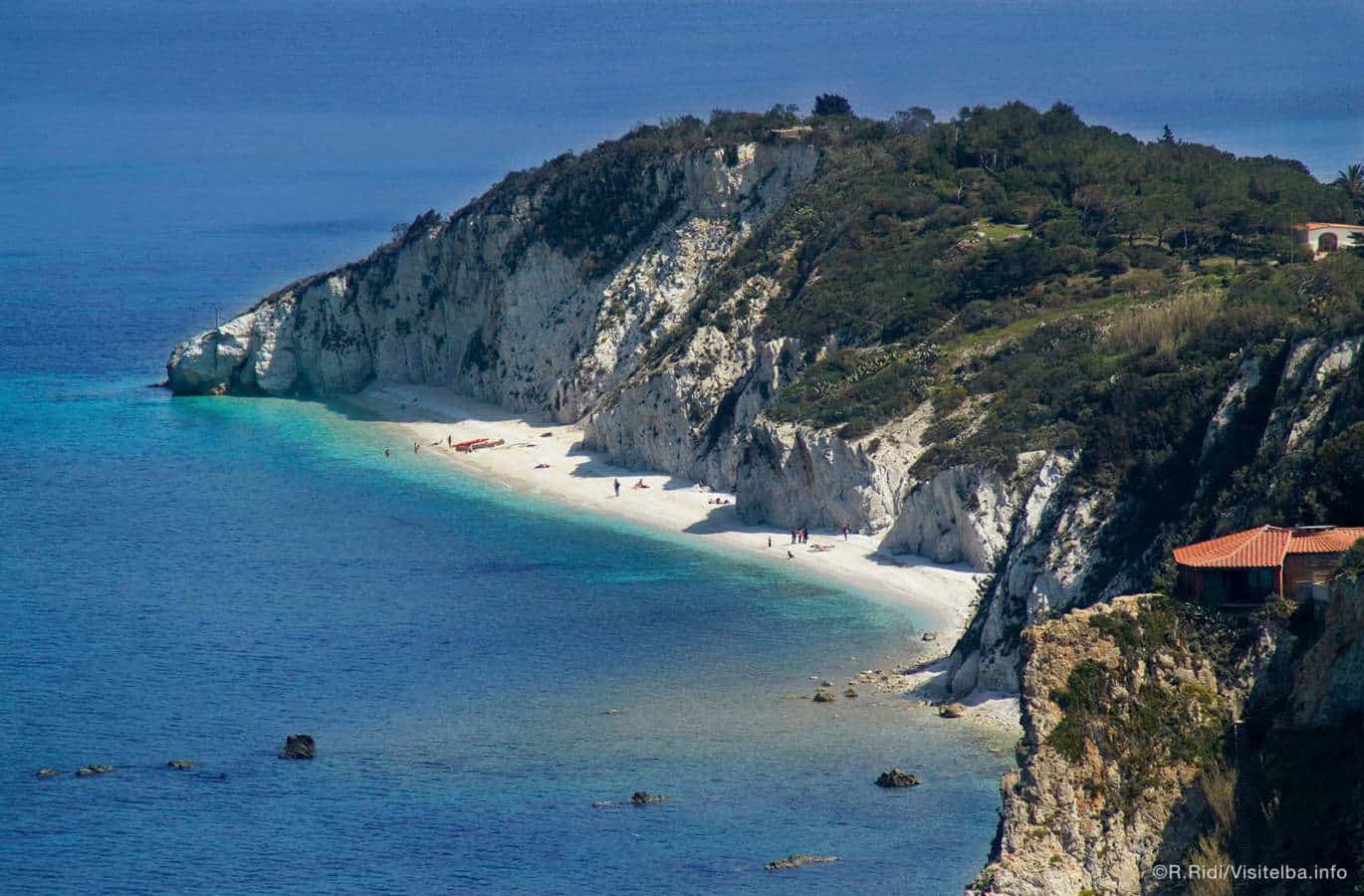 Le 10 spiagge dell'Elba che non vi faranno rimpiangere i Caraibi