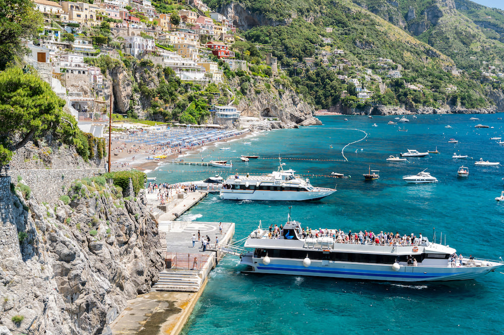 Ferryhopper è l'app numero 1 per la prenotazione dei traghetti per le vacanze, ed ecco le tendenze di viaggio in vista dell'estate 2024