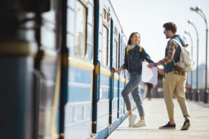 Il treno come mezzo amato dagli italiani per andare in vacanza, Evaneos propone alcune interessanti destinazioni