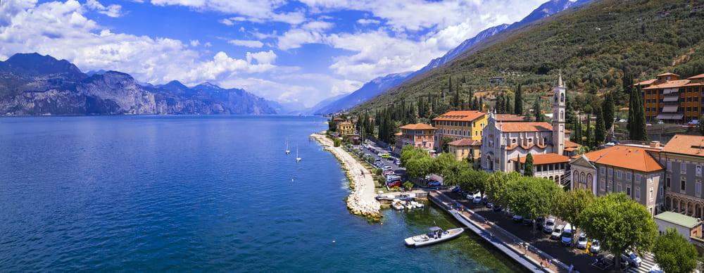 Scopri 5 destinazioni segrete in Italia: borghi incantati, spiagge nascoste e panorami mozzafiato lontano dal turismo di massa