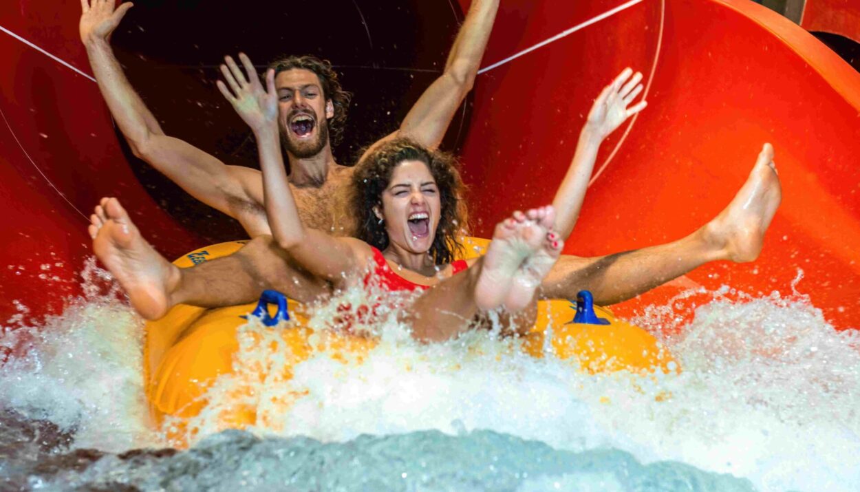 Splash e Spa Tamaro, parco acquatico e centro benessere vicino a Lugano, offre relax e divertimento tutto l’anno per adulti e bambini.