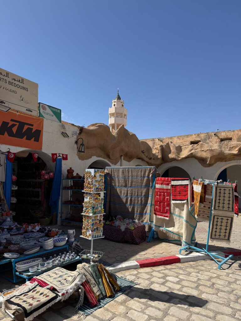 The Residence Douz: alla scoperta del deserto tunisino tra lusso e avventura