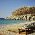 Resort Sunrise Relais & Châteaux sulla spiaggia di Agrari a Mykonos tra natura, benessere olistico e cucina greca autentica