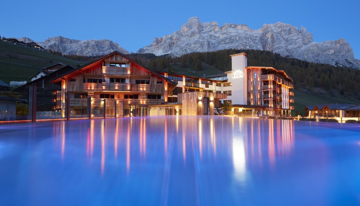 Il cocktail Enrosadira: il sapore delle Dolomiti al tramonto2