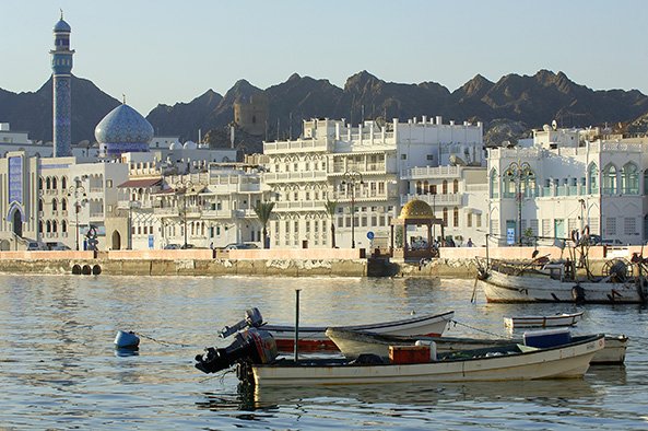 Oman, tour esclusivo KIBO. La proposta tra il deserto e il mare del tour operator specializzato in viaggi d’autore.