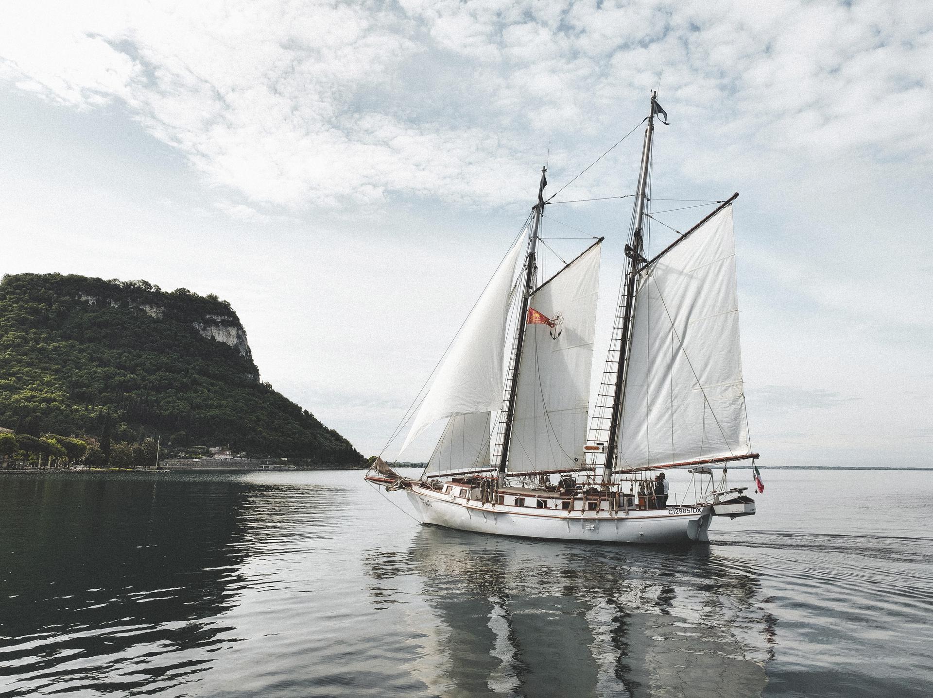 Cape of Senses incontra Champagne Palmer sul Lago di Garda: una collaborazione che unisce ospitalità di lusso e arte enologica