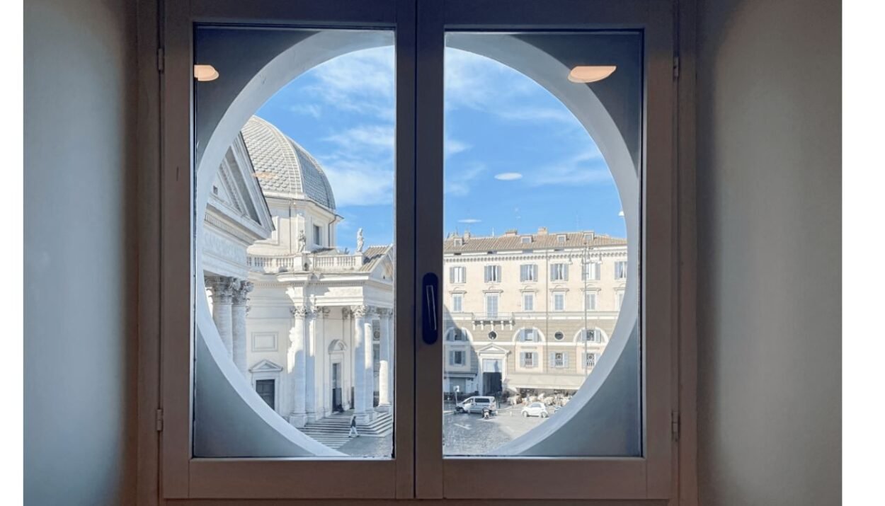 Roma tra le migliori per il workcation 2025: arte, cibo, spazi di coworking e nuove regole che favoriscono chi lavora da remoto.