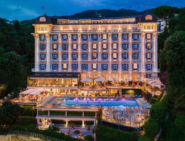 Il Grand Hotel Bristol Spa Resort, cinque stelle del gruppo R Collection Hotels, entra ufficialmente nel prestigioso portfolio di Virtuoso.