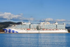 Star Princess salpa a ottobre. Propone una nuova idea di crociera e si candida a diventare la nuova stella dei mari.