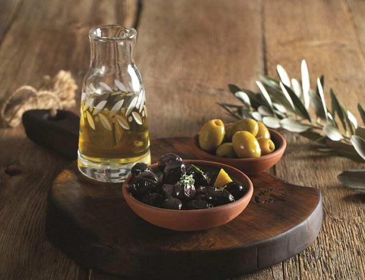 Raccolta olive in Türkiye