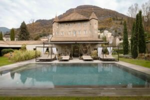 San Valentino 2026 tra castelli, spa e cene gourmet: esperienze romantiche da vivere in coppia, da Bolzano alla Puglia.