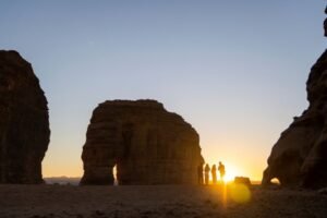 Scopri AlUla in Arabia Saudita: tra rovine UNESCO, resort esclusivi e natura mozzafiato. Vivi un viaggio fuori dall’ordinario!
