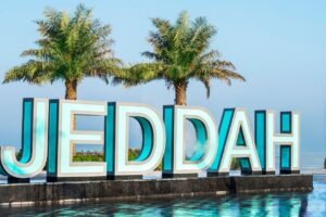 Scopri Jeddah tra cultura, eventi e tramonti sul mar Rosso. Vivi l’autenticità saudita in una città che incanta a ogni passo
