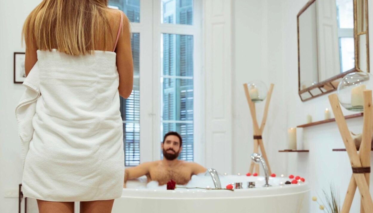 Ponti 25 aprile e 1 maggio viaggi libertini Italia: boom party trasgressivi e fughe fuori città