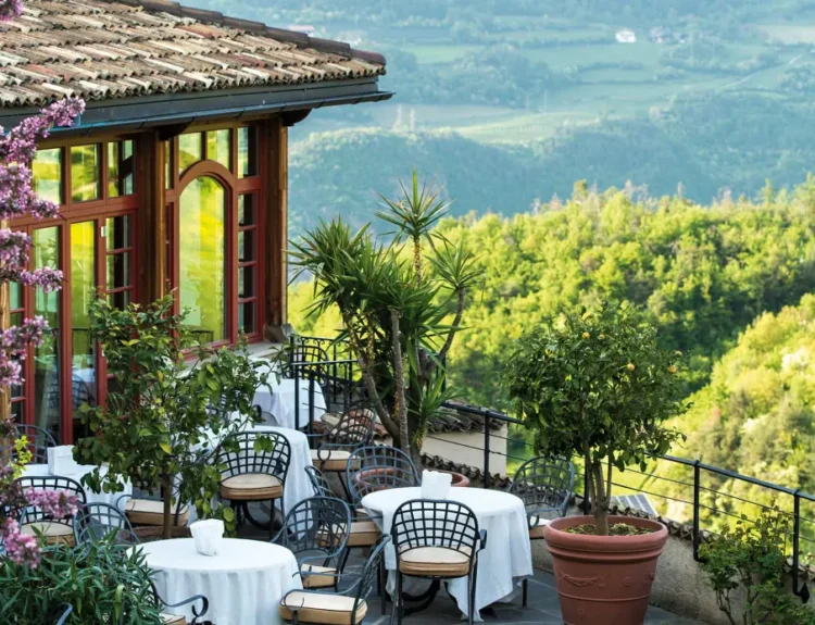 viaggiarenews Romantik Hotel Turm