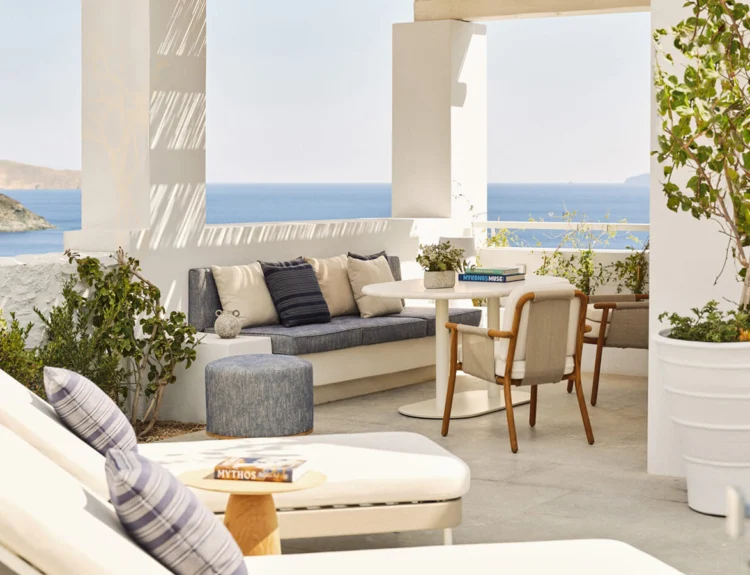 Apre il Four Seasons Hotel Mykonos, un nuovo paradiso del lusso greco